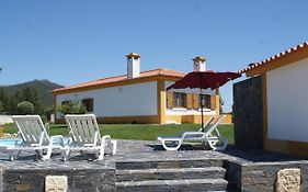 Casa Da Eira Em Dornes - Casa De Campo Familiar Com Piscina